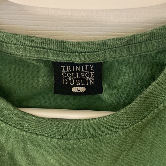 Authentic Trinity College Dublin Mens T-Shirt from Dublin Ireland (100% Cotton) - Picture 2 of 3